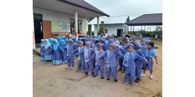 Kegiatan Upacara Bendera